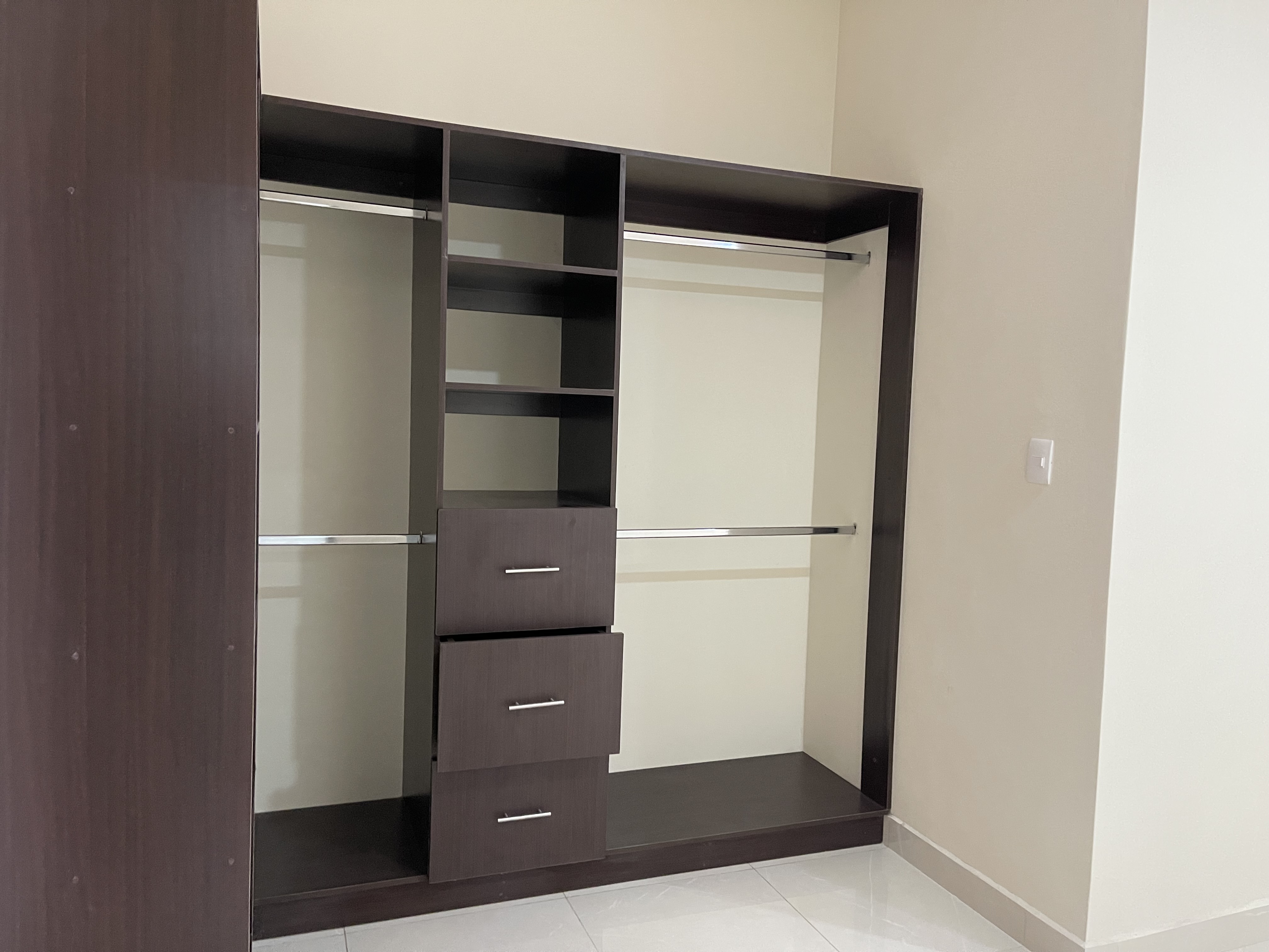 CASA NUEVA EN RESIDENCIAL PRIVADO KM 14 CARRETERA A MASAYA HACIA VERACRUZ NICARAGUA