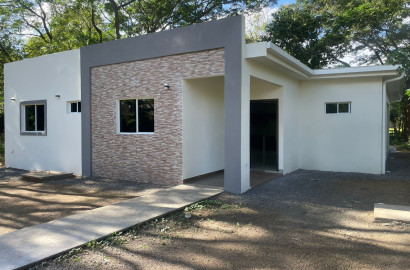 CASA NUEVA EN RESIDENCIAL PRIVADO KM 14 CARRETERA A MASAYA HACIA VERACRUZ NICARAGUA