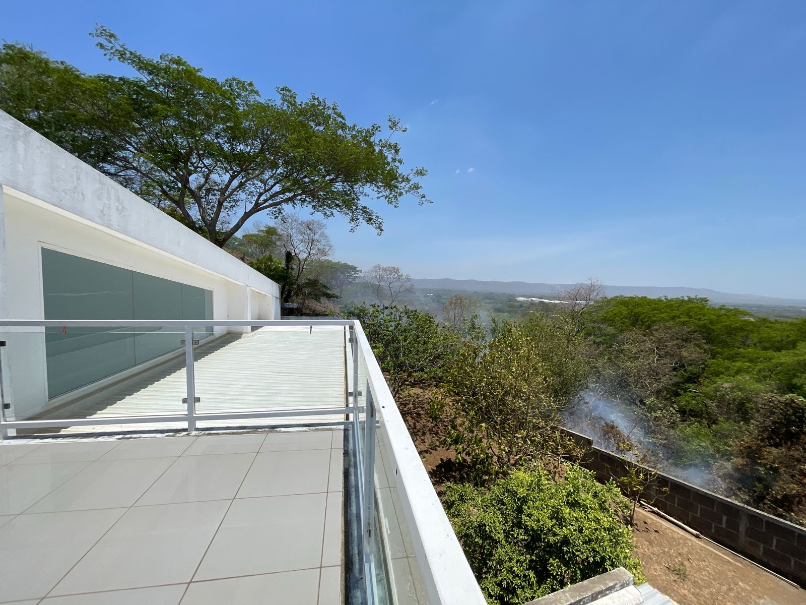 Espectacular residencia moderna de lujo en Carretera Sur, Lomas de Ticomo🏡✨