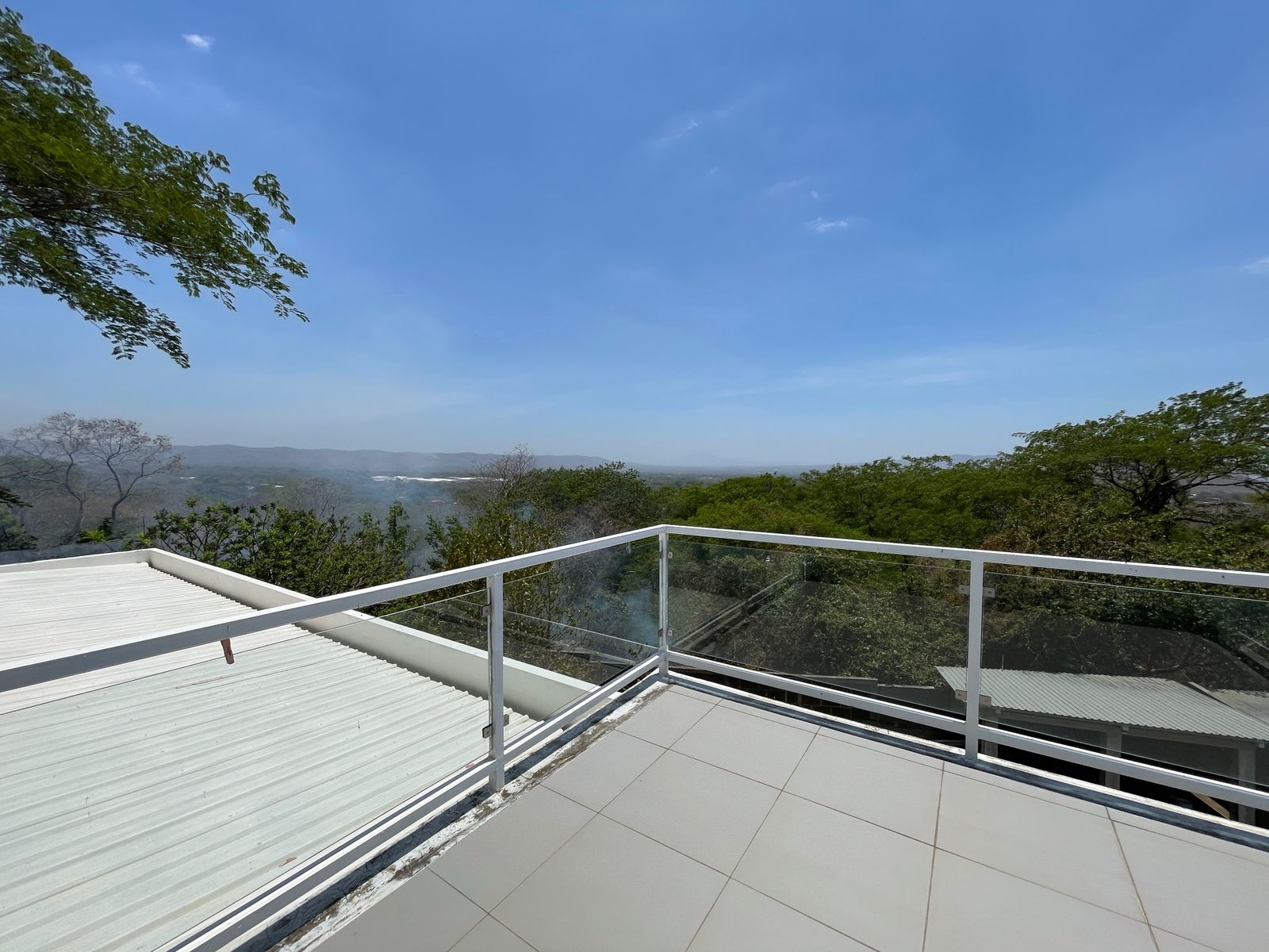 Espectacular residencia moderna de lujo en Carretera Sur, Lomas de Ticomo🏡✨