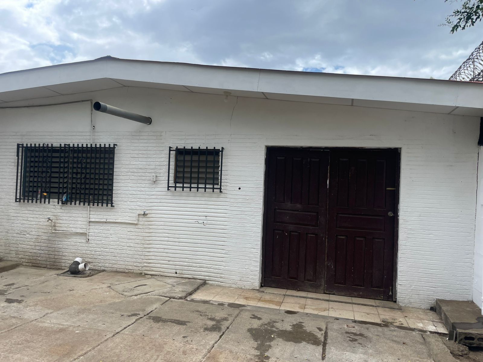 Casa en venta en Los Robles para inversión