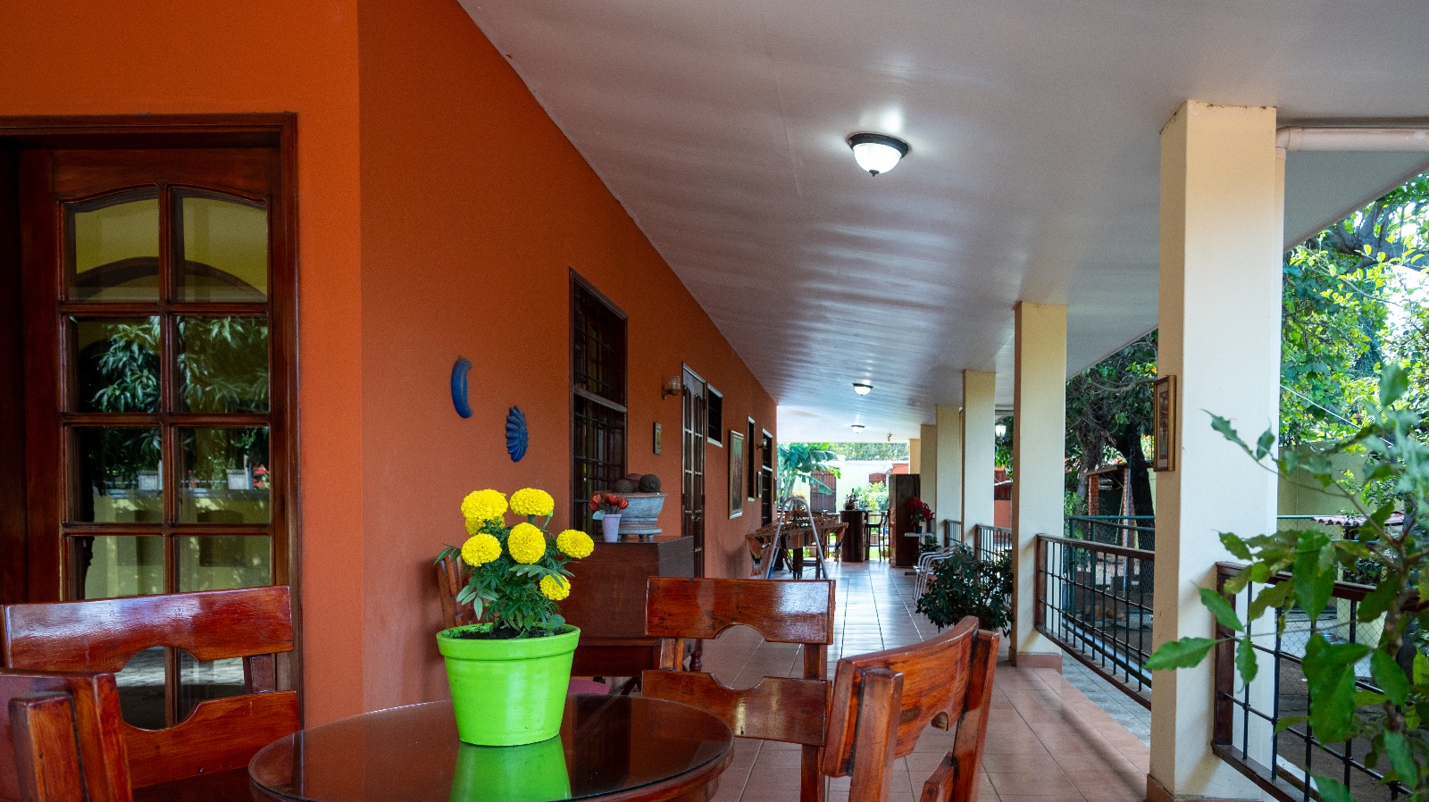 CASA ESTILO QUINTA EN VENTA EN KM 17.5 CARRETERA HACIA TICUANTEPE